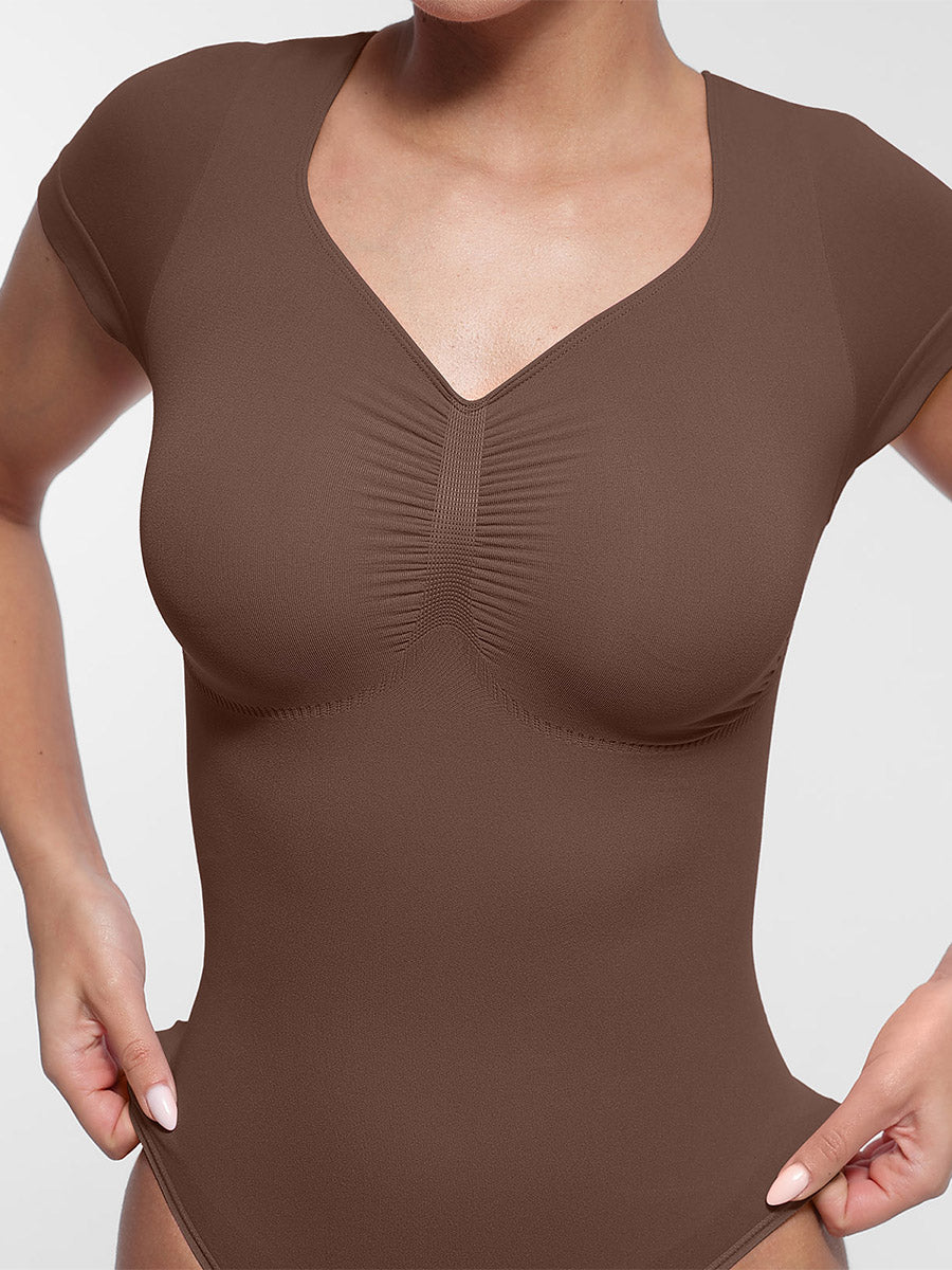 Lush CurveTee Naadloze Vormgevende T-Shirt Bodysuit: Comfortabel Liftend & Corrigerend Effect