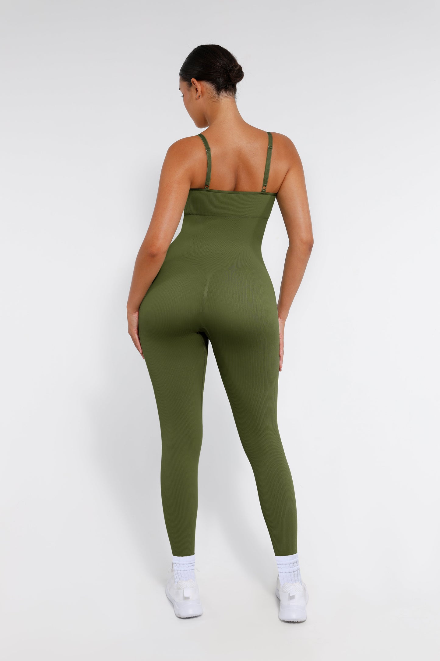 Lush Naadloze Corrigerende Jumpsuit: Comfortabele Spaghetti Bandjes Bodysuit Shapewear Dames